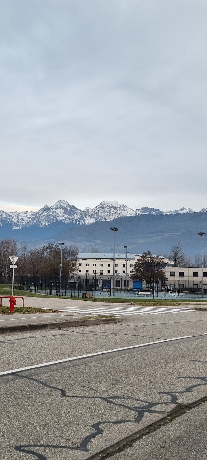 GRENOBLE UNIVERSITE CLUB