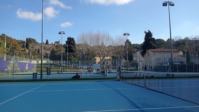 TC MOUGINS