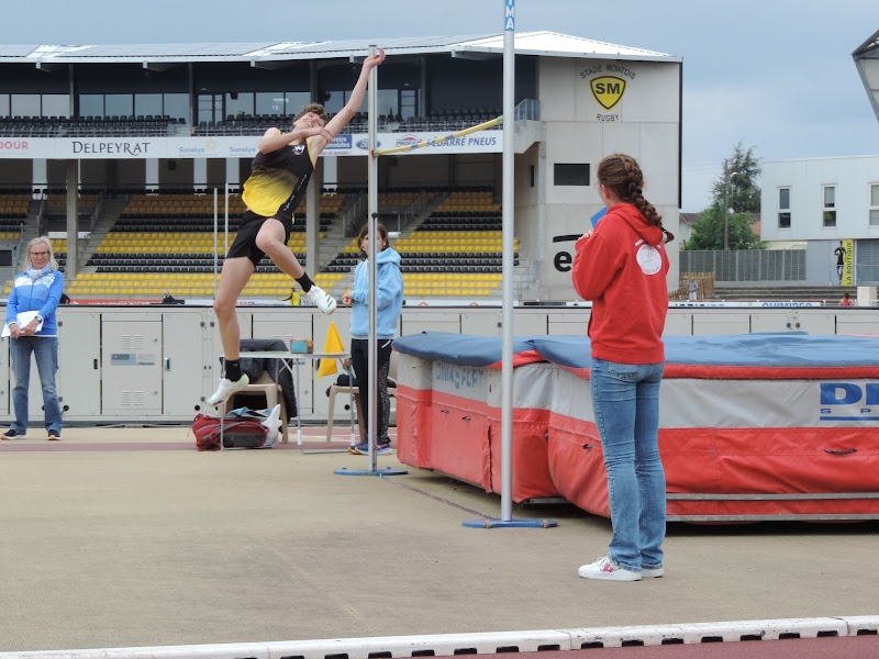 STADE MONTOIS